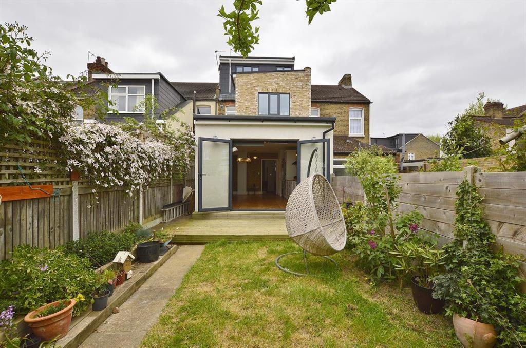 Contemporary 3 Bed House With Spacious Garden Close To Stratford & Canary Wharf Londra Esterno foto