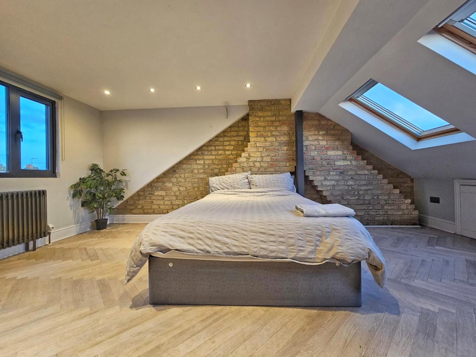 Contemporary 3 Bed House With Spacious Garden Close To Stratford & Canary Wharf Londra Esterno foto